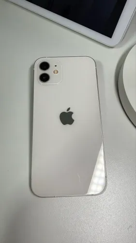 iPhone 12