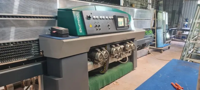Maquina Bisotê bottero 907B