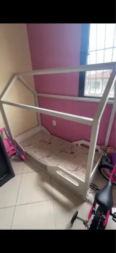 Cama + colchão infantil