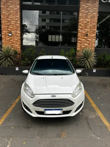 Ford Fiesta 1.6 16V Flex Mec. 5P 2015