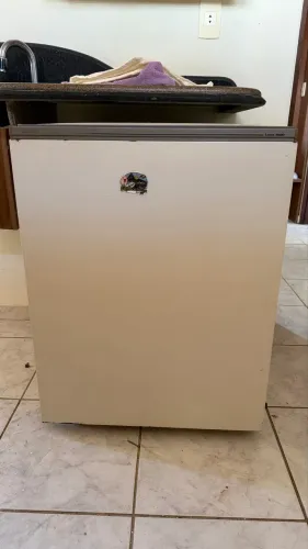 Vendo frigobar 