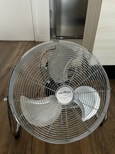 Circulador De Ar Britânia C50 Oscillation