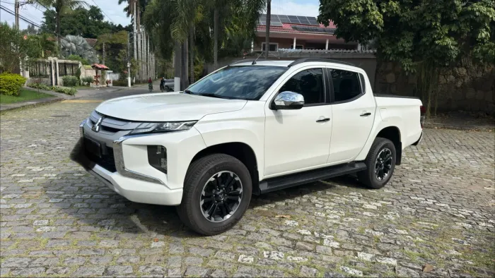 Mitsubishi L200 Triton Sport HPE 2.4 CD Diesel Aut. 2024