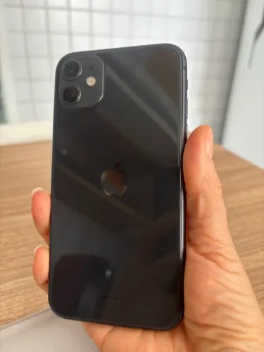 iPhone 11 64GB - leia a descrição !!!