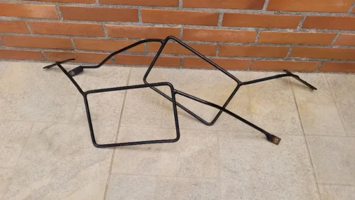 Afastador Protetor Carenagem Suporte Alforge de Moto