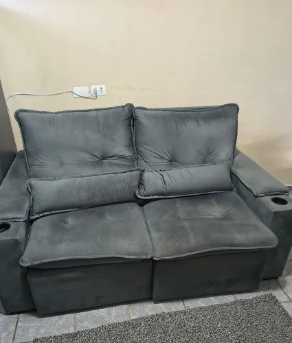Sofá retrátil 1,80cm