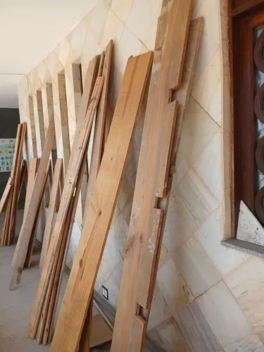 Lote de tábuas de Pino todo maio 50 peças