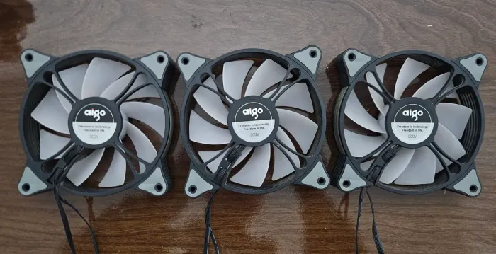 Kit 3x Ventoinhas Aigo AR12 Pro 120 mm RGB