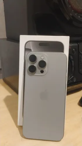 iPhone 16 pro Max 256g