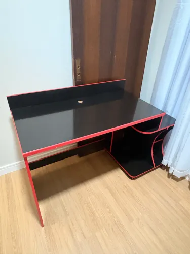 MESA ESCRITÓRIO