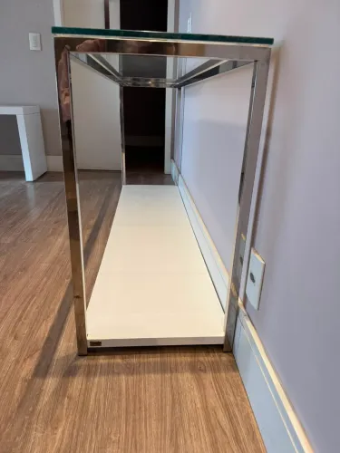 Vendo Aparador de Inox com tampo de vidro