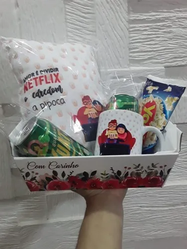 Cestas e Canecas Personalizada 