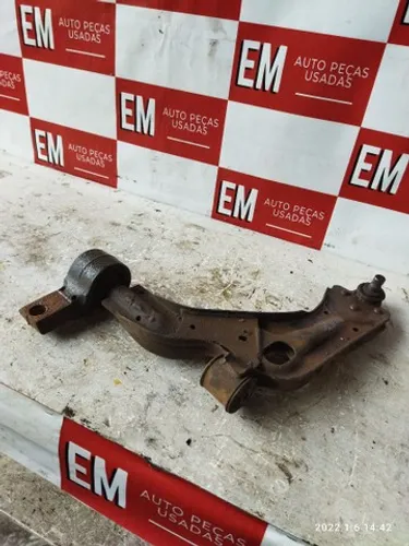 Balança esquerda Ford fiesta 1.0 2010