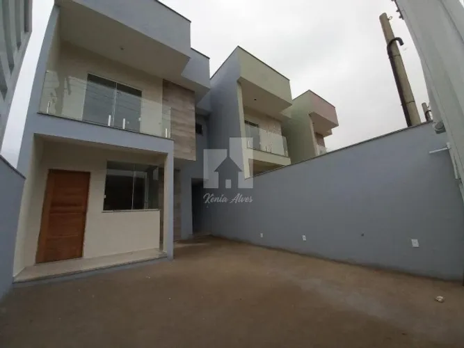Vale do Ipê /  Barra  do  Piraí -  Casa  Duplex  -  2 Quartos  /  1 Suíte - 114 M