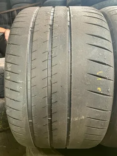 Pneus 305/30/20 Michelin meia vida
