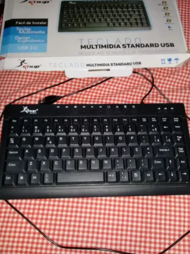 Mini teclado de computador (Troco por carregador Samsung 25W preto / Aceito<br>cartão)