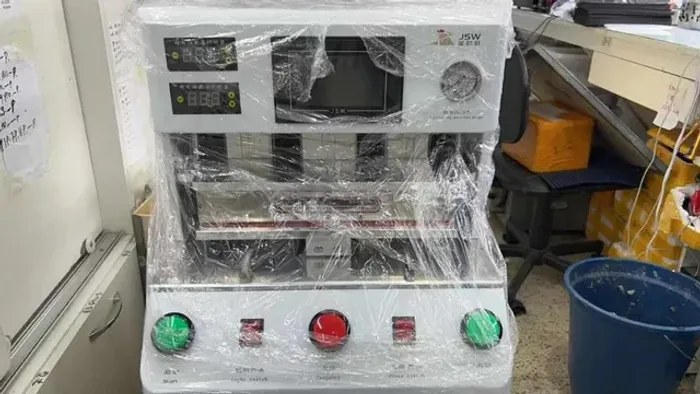 Laminadora troca vidro de celular