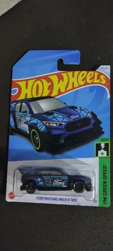 FORD MUSTANG MACH-E 1400 (THUNT) 