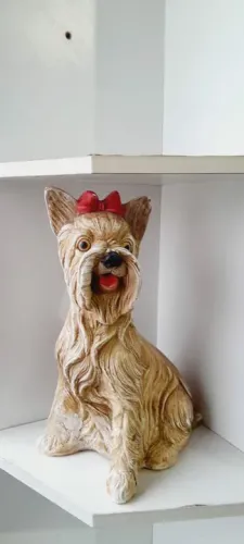 Escultura de Yorkshire Terrier