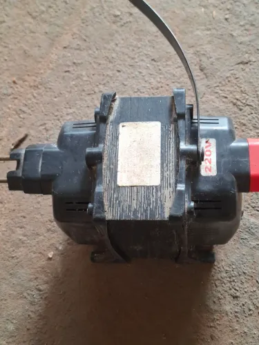 Transformador 3000 VA de 127v para 220v usado