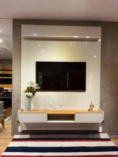 Painel Ripado/frizado com bancada oslo Para tvs até 75 Plgds em mega Promoção!