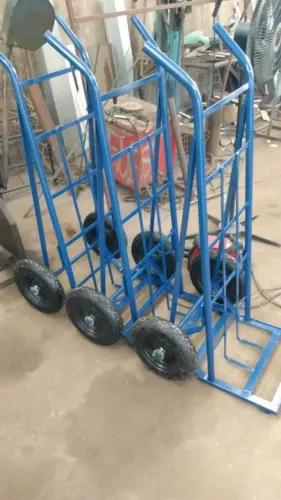 Carrinho de carga tipo armazém