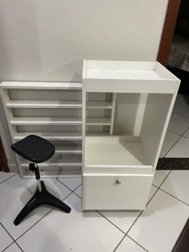 Carrinho auxiliar+ prateleira de esmaltes + tripé pedicure 
