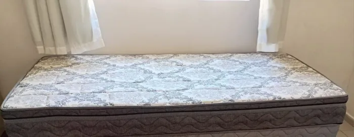 Colchão solteiro com molas ensacada individualmente 