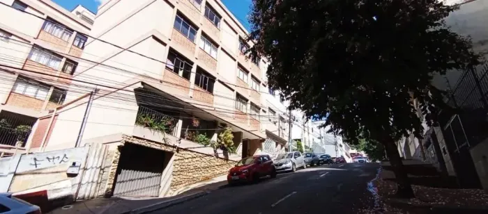 Apartamento com 2 quartos à venda, 64 m² por R$ 210.000 - Centro - Juiz de Fora/MG
