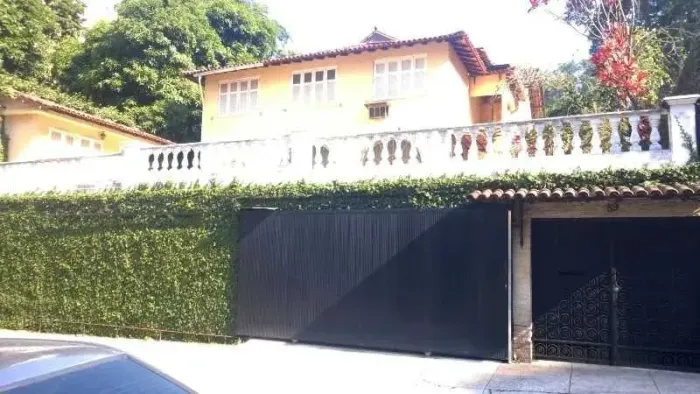 Casa Comercial à venda no Cosme Velho, RJ