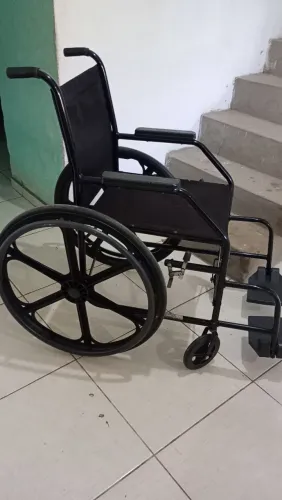 Vende_uma cadeira de roda 500 R$