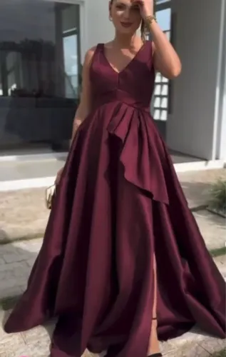 Vestido de festa em zibeline Marsala