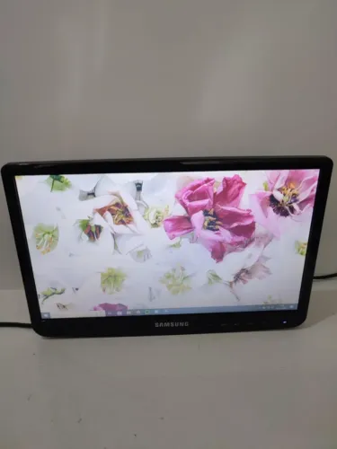 Monitor Samsung Modelo S16B110N De 16 Polegadas Sem Pé