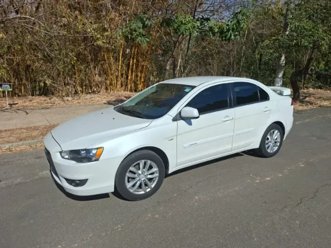 Mitsubishi Lancer HL 2.0 16V 160cv Aut. 2017