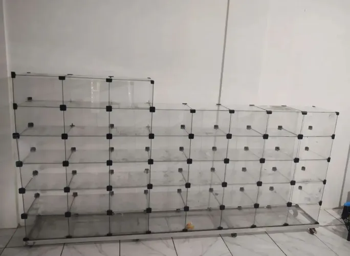 Balcão Expositor de vidro 2,5mt x 1,2mt com rodinhas