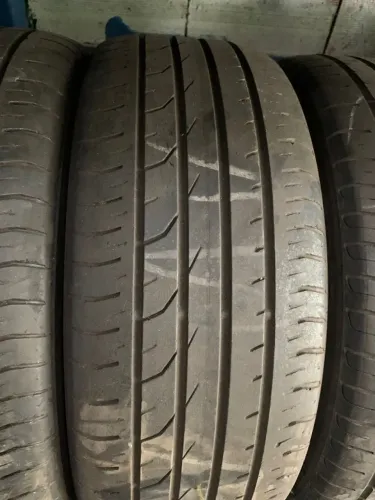 Pneu 205/50/17 Contact 65 % de vida