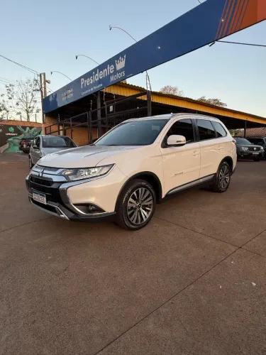 Mitsubishi Outlander HPE 2.0 16V 5P Aut. 2022