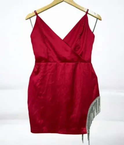 Mini vestido de festa alcinha acetinado cetim strass na perna vermelho natal Tam P