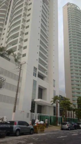 ALUGO LOFT NO ED. MANDARIM - BAIRRO UMARIZAL