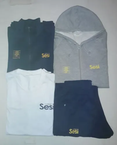 Bota Fora! Uniformes Colégio Sesi: Jaqueta, Moleton, Calças, Camisetas