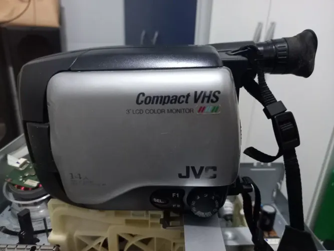 Filmadora JVC VHS-C