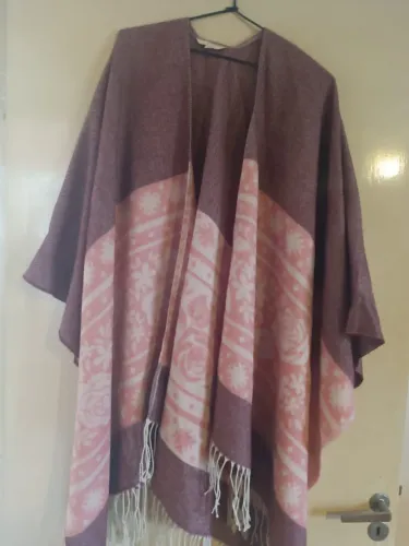 Poncho estilo capa em Cashemere