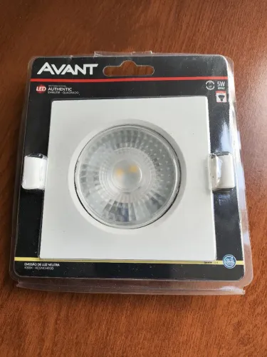 Spot LED Embutir Quadrado Avant 5W luz neutra