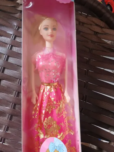 Boneca de brinquedo de menina