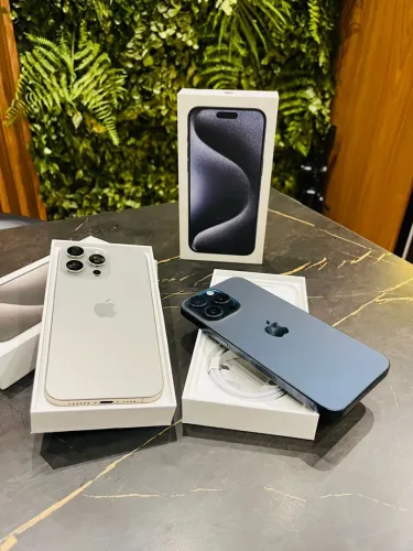 iPhone 15 pro maxx sem detalhes / várias cores e garantia 