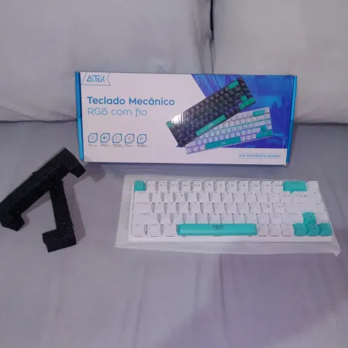 Teclado Gamer Mecânico - Aitek RGB (Compacto 60%)