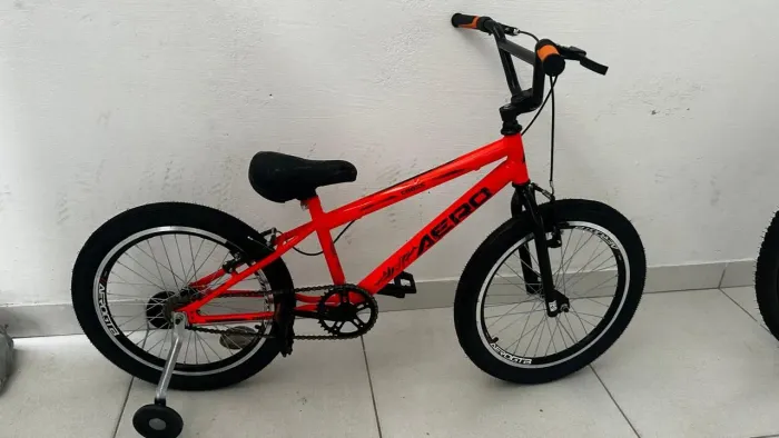 Bicicleta aro 20 nova