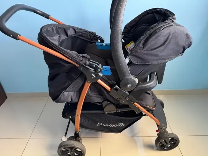 VENDO CARRINHO BURIGOTTO + BEBÊ CONFORTO BURIGOTTO
