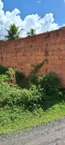 Vendo um terreno com uma casa em construção Zona Rural de  Pojuca-BA 