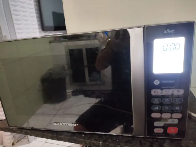 Microondas e Grill espelhado com garantia